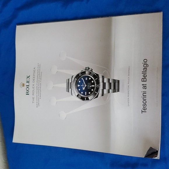 Britney Spears Mlife Las Vegas Magazine Cover Winter 2019 Domination Res… - Picture 5 of 5